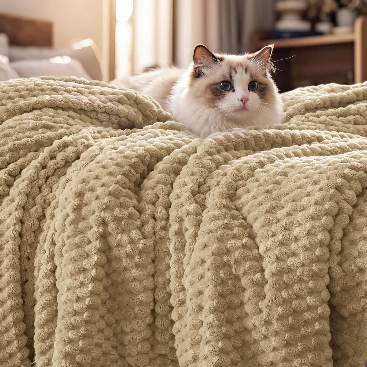 PHF Soft Cozy Fleece Blanket King Size, 340GSM Lightweight Warmth, Khaki
