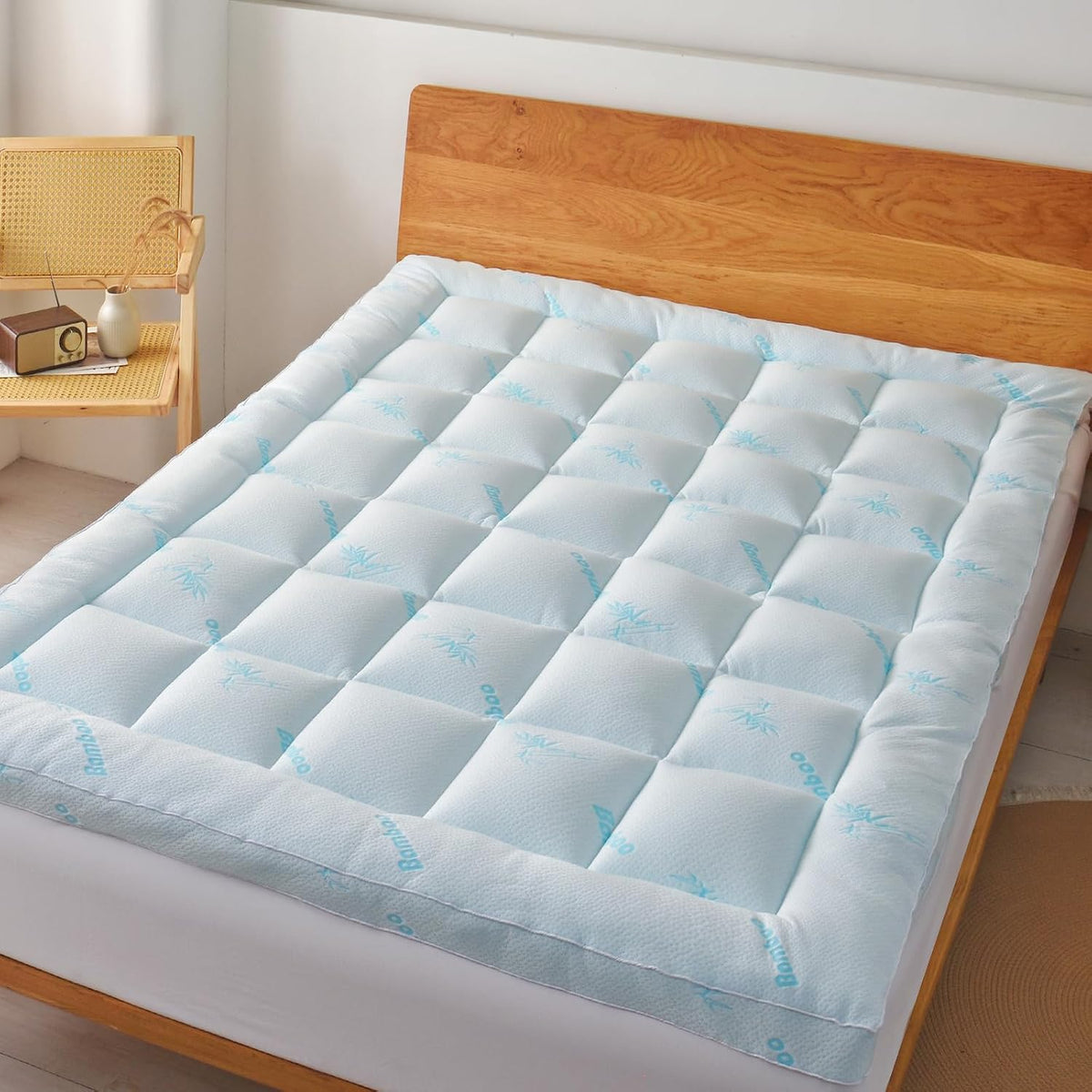Favorland Mattress Topper King Size - Cooling Extra Thick Breathable Viscose Made from Bamboo Mattress Pad - Soft Quilted Fitted Mattress Cover with 900 GSM down Alternative Fill (8-21”Deep Pocket)