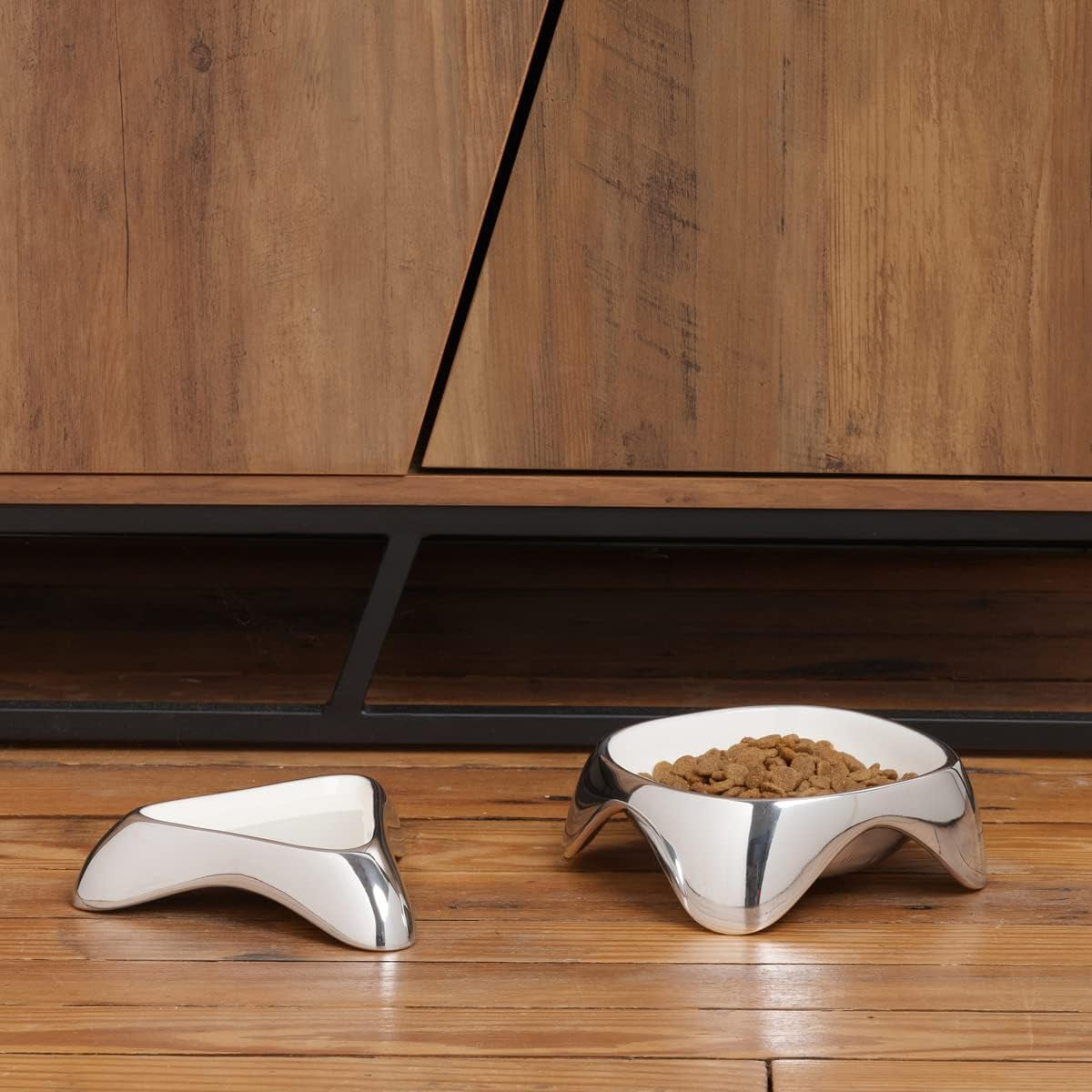 Nambé Small Pet Bowl, 7” X 1.5” – Triangular Cat & Dog Food & Water Dish with Rounded Edges, Non-Slip Grips, Stylish Alloy with Enameled Interior, Durable Feeding Bowl for Small Dogs & Cats