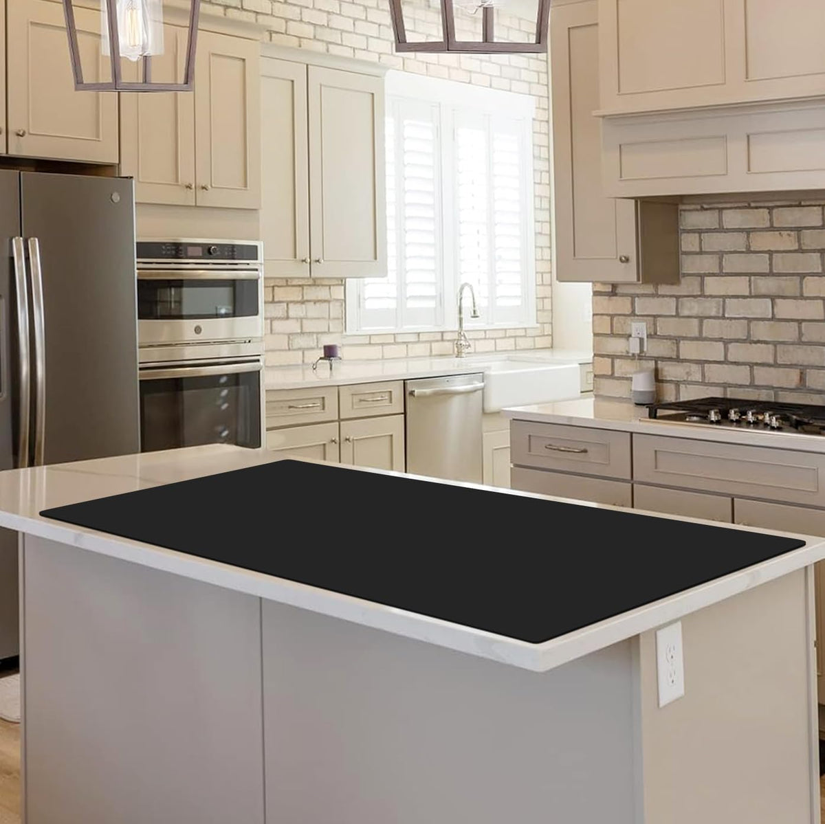 Extra Large Silicone Mat, 31.5X17 Inch Heat Resistant Mat for Kitchen Counter, Non Stick Silicone Baking Mat for Dough and Pastry, Thick Silicone Placement Countertop Protector, Black Countertop Mat