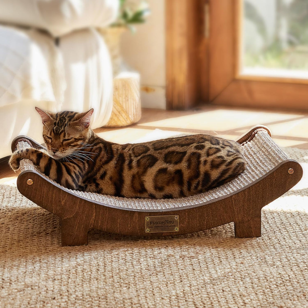 FUKUMARU Sisal Cat Scratcher Bed, Solid Wood Cat Hammock for Indoor Cats