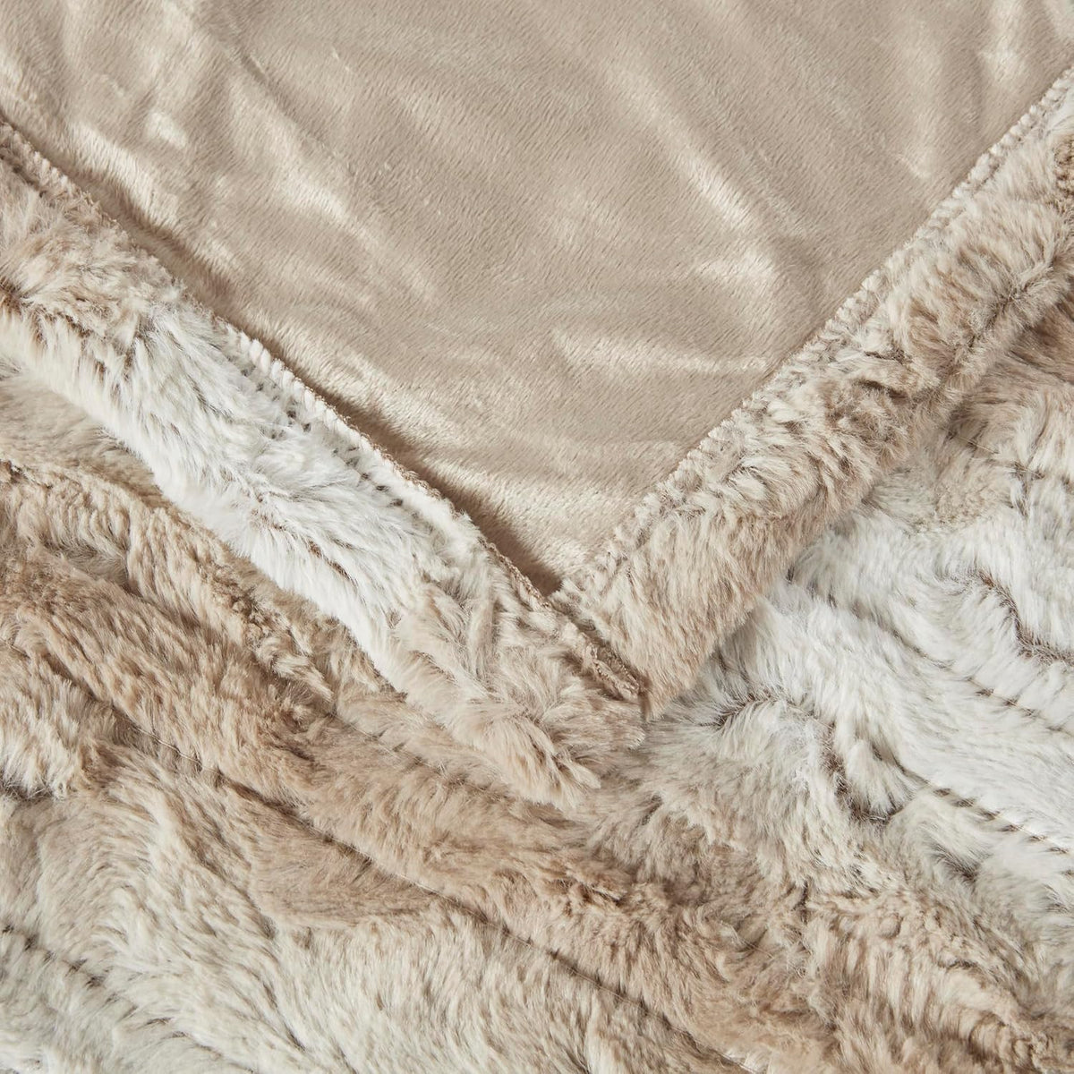 Beautyrest Reversible Heated Throw, Faux Fur Electric Blanket, Sand