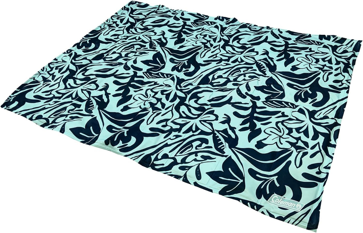 Coleman Medium Navy Botanical Pattern Reversible Cooling Mat – 24” X 30”