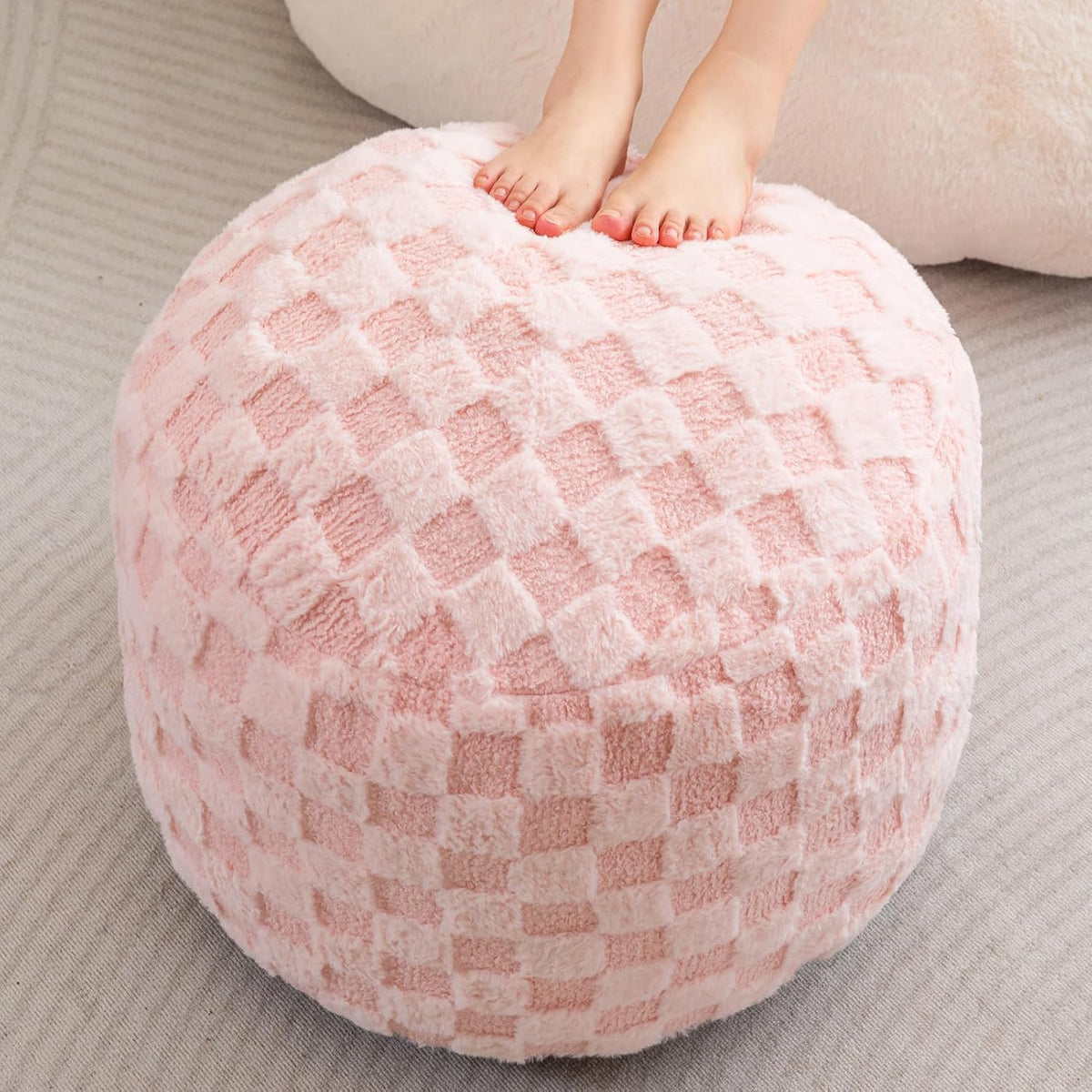 HIGOGOGO round Stuffed Pouf Ottoman, Plaid Poufs with Foam Chunk Filling, Fluffy and Furry Pouf Foot Stool Storage Ottoman, 20 X 15 Floor Poufs Foot Rest for Living Room, Pink