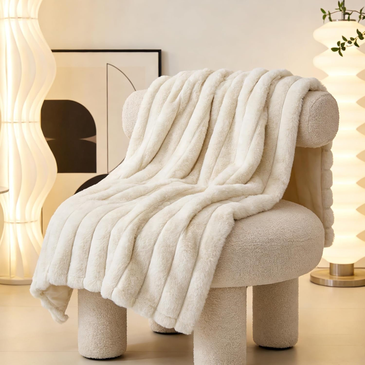 Waterproof Dog Blanket for Bed, Luxury Plush Washable Large Dogs Blankets for Furniture Protection, Super Soft Calming Pet Blanket for Indoors (Cream, 50"X60")