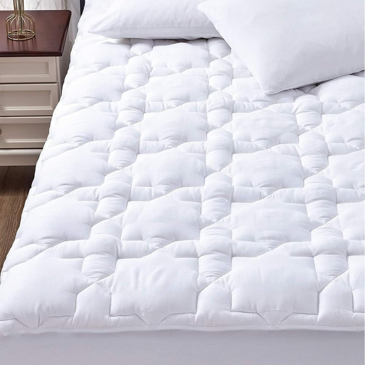 Cozylux Queen Mattress Pad, Cotton Top, 450 GSM down Alternative Fill