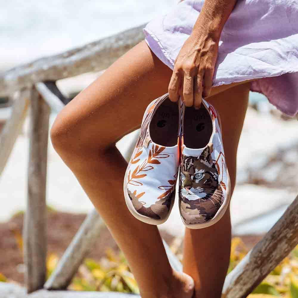 UIN Women'S Slip on Shoes Colorful Comfortable Lightweight Art Travel Sneakers Casual Floral Stylish Everyday Loafers