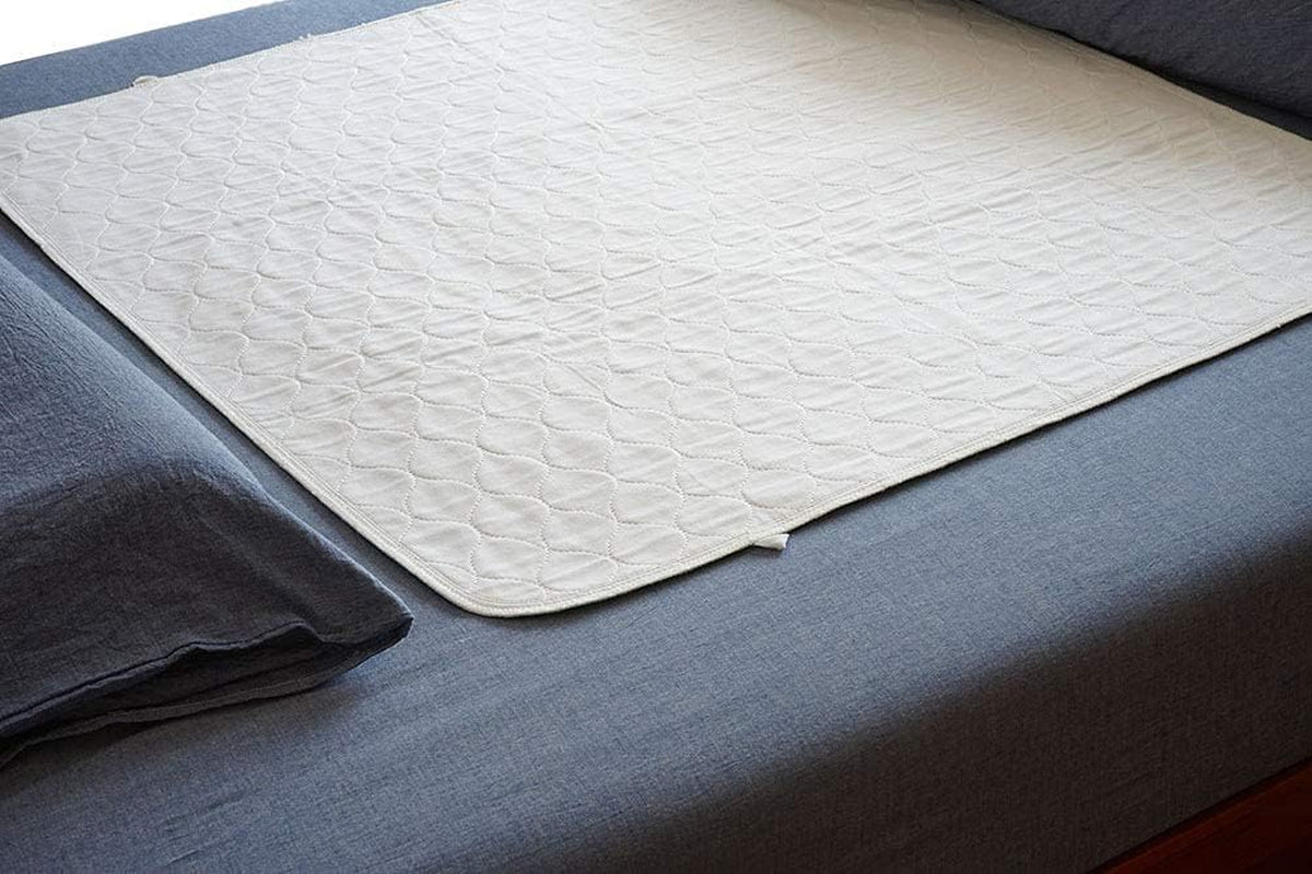Careboree Washable Waterproof Bed Pads, Extra Absorbent 34”X36” (2 Pack