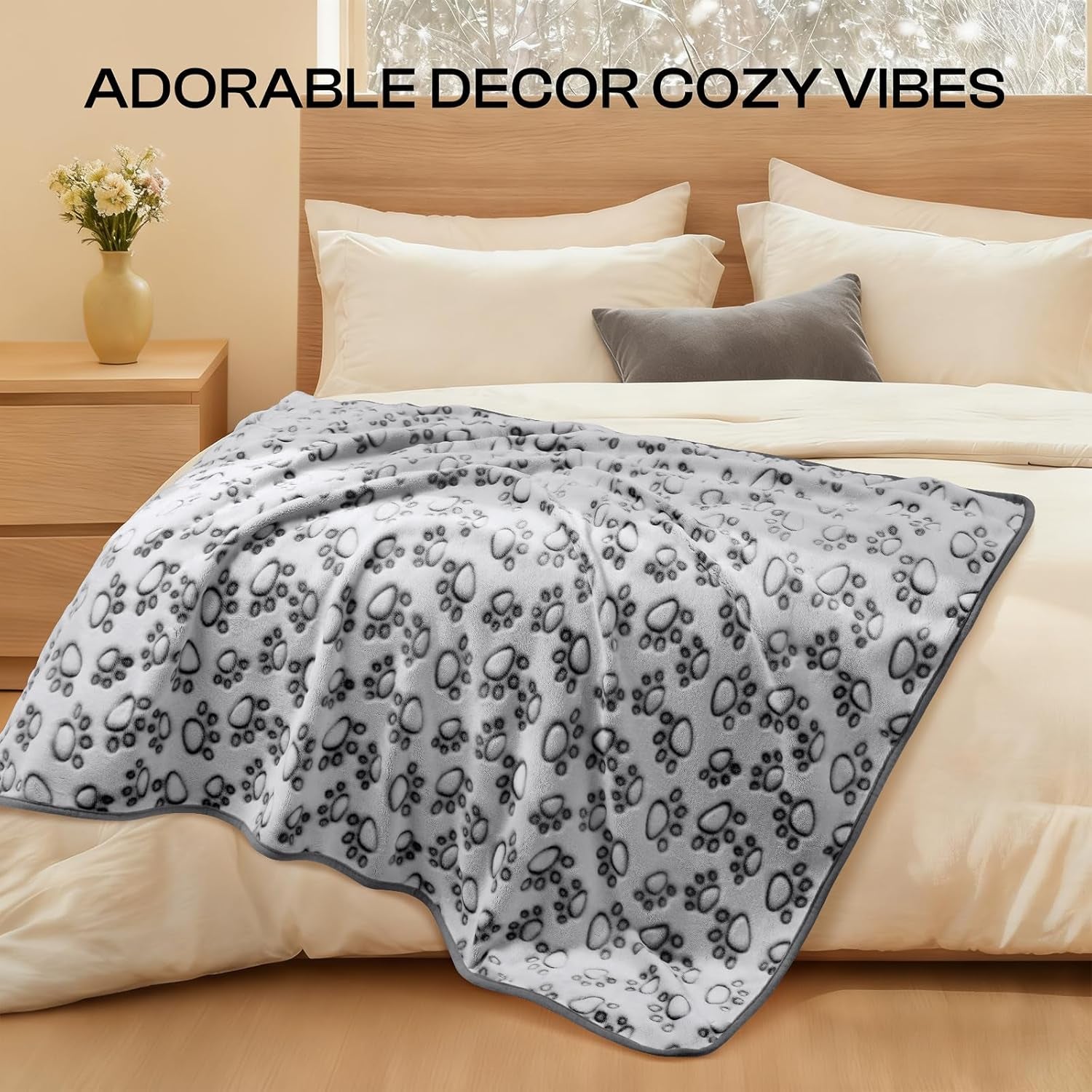 Luciphia Premium Soft Dog Blanket for Small Medium Large Dogs Washable 300GSM Fluffy Warm Fleece Puppy Cat Paw Print Pet Flannel Grey Paw M(30"X20")