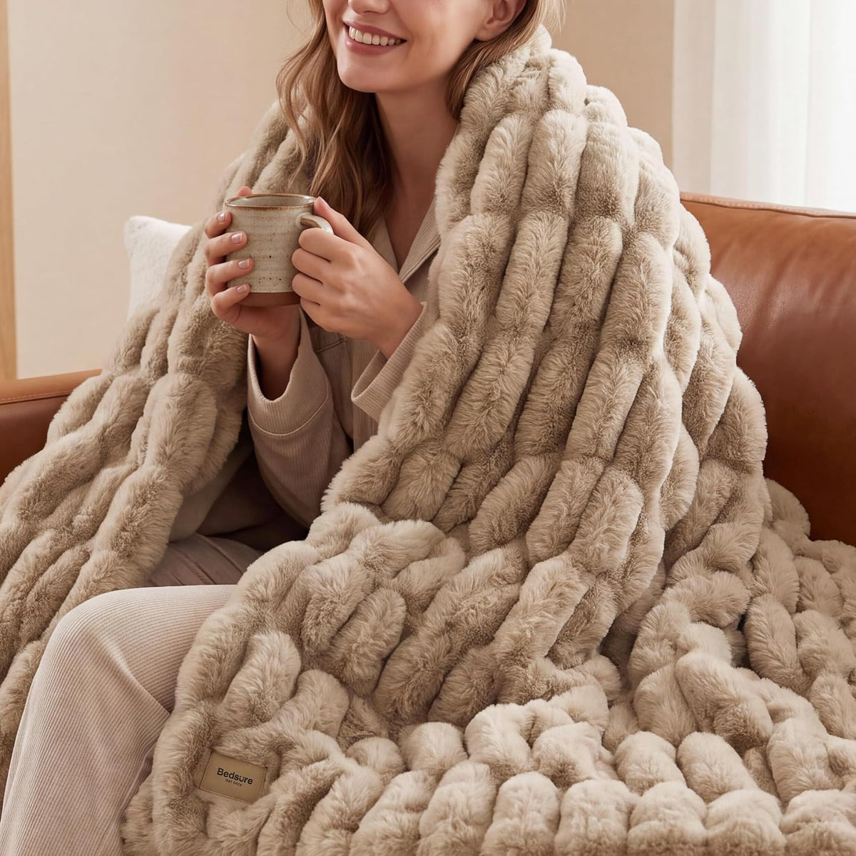 Bedsure Ultra Soft Double-Sided Faux Fur Throw Blanket for Couch, Fluffy Fuzzy Cozy Comfort Plush Thick Warm Blanket for Her, Women Men Furry Gifts, Fall Winter Sofa Chair Bed Decor, Light Brown