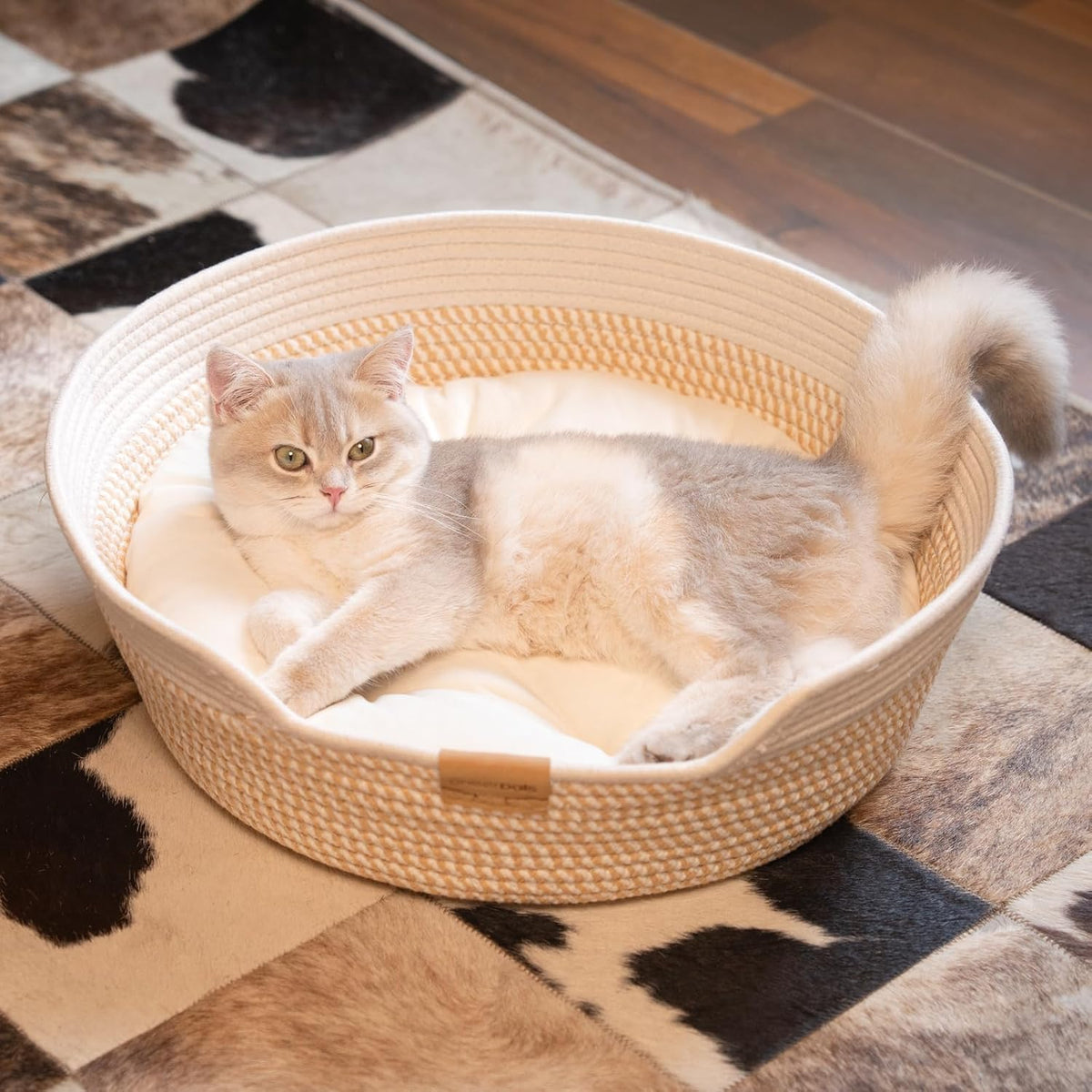 CHEERHOME PETS Handwoven Cat Basket Bed Cooling for Indoor Cat with Cushion