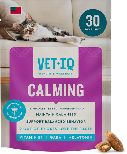 Vetiq Cat Calming Treats with Melatonin for Stress Relief, Organic Ashwagandha, and GABA Chicken Flavored Cat Calming Chews, 3.7Oz