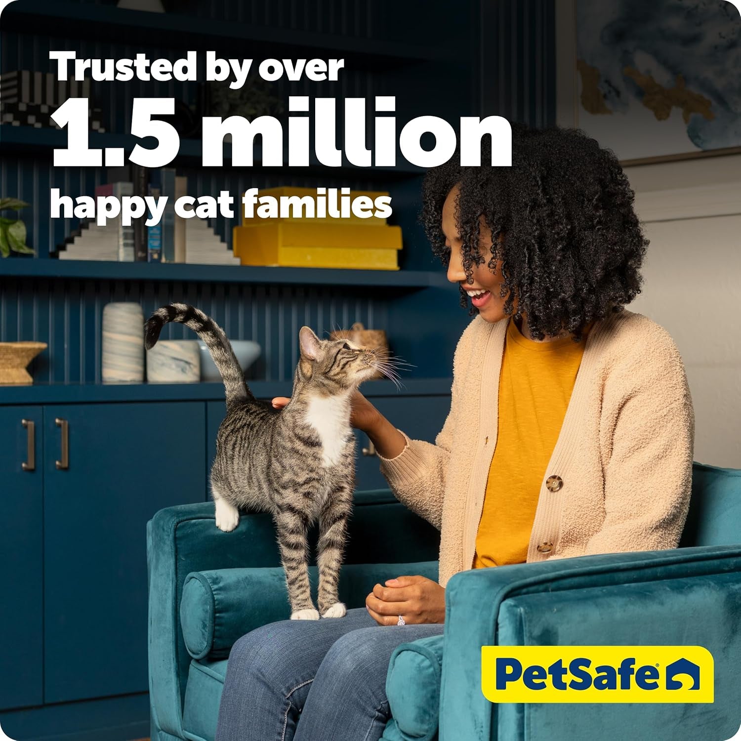 Petsafe Scoopfree Crystal Smart Self-Cleaning Automatic Litter Box - Front Entry - Covered Motion-Sensing Cat Box with Integrated Health Counter & App - Includes 1 Disposable Crystal Litter Tray