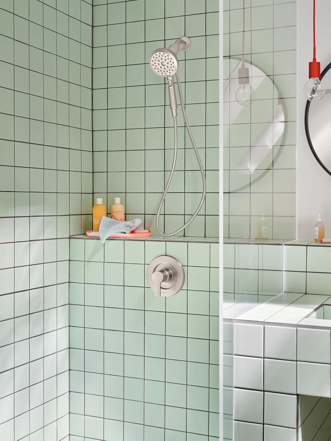 Moen Verso Handshower, Detachable round Shower Head with Magnetix Docking System, 60" Hose, Spot Resist Brushed Nickel, 220H2SRN