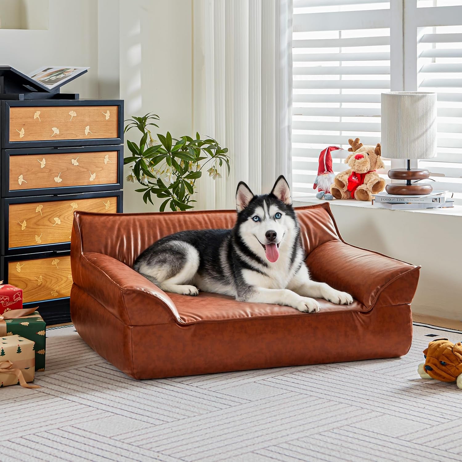 Large Leather Dog Bed Couch for Large and Medium Dogs under 70 Lbs, Brown Luxurious Vintage Elevated Dog Sofa Chaise Indoor Furniture Style Pet Supplies Low Maintenance