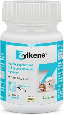 Vetoquinol Zylkene - Calming Oral Capsule for Small Cats & Dogs 11–22 Lb - for Behavior & Occasional Anxiety - Perfect for Boarding, Vet Visits & Celebrations - Non-Drowsy & Lactose-Free - 30 Capsules