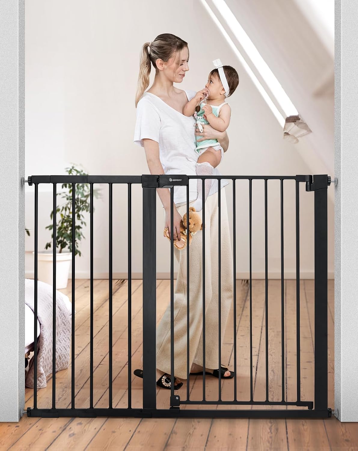 COMOMY 36" Extra Tall Baby Gate for Stairs, Fits 29.5" to 48.8" Openings
