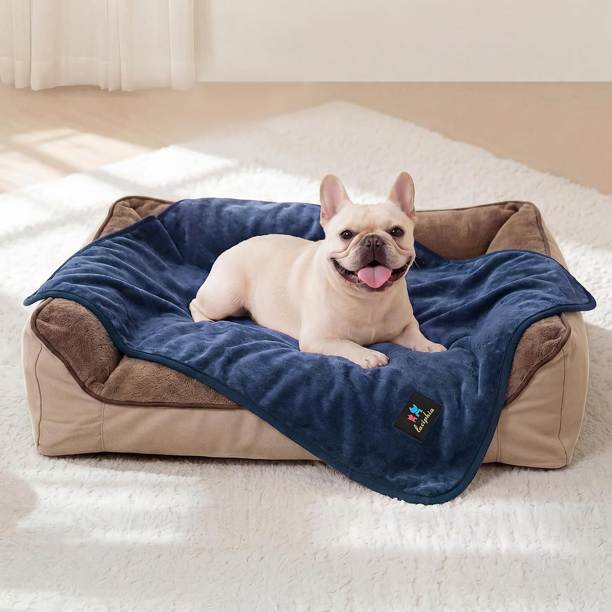 Luciphia Waterproof Pet Blanket, Washable Reversible Sherpa Fleece Throw