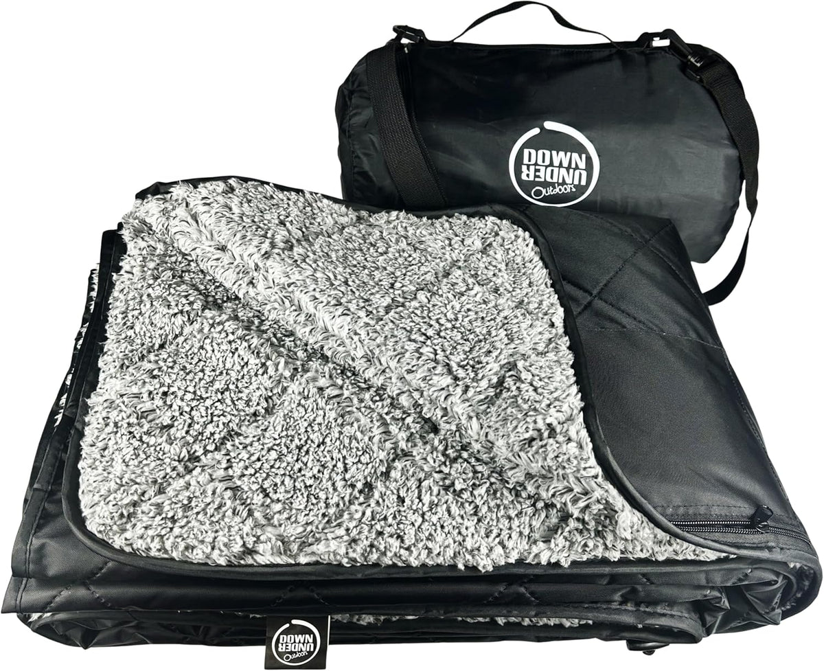 DOWN under OUTDOORS Waterproof 350 GSM Fleece or Sherpa Stadium Blanket